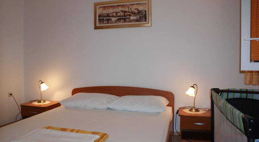 Apartments Kairos - Bili 9 Kaštela Rum bild